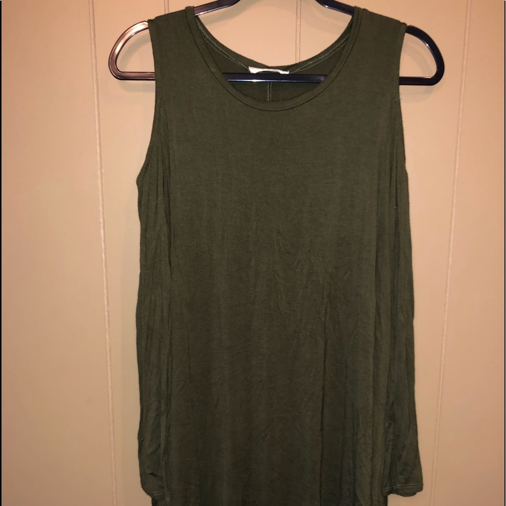Uge Dress